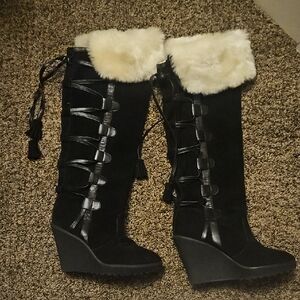 Black and Cream Fur-Trimmed Women's Boots